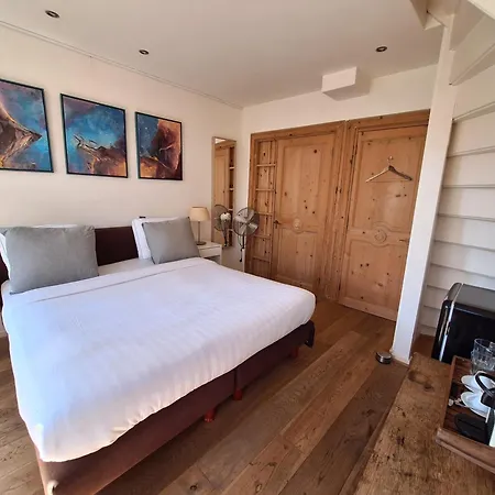 A Bed & Breakfast Amsterdam