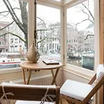 A ゲストハウス 3*